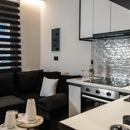 Noemie Luxury In The Heart Of Town