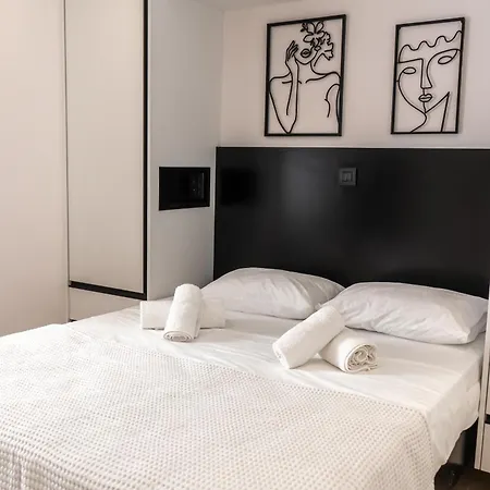 Noemie Luxury In The Heart Of Town Prázdninový dům *